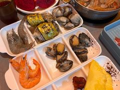 -黑金·寻焰自助百汇·烤肉·火锅(中街店)