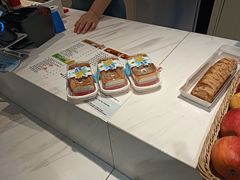 -85度C(生甜甜圈研究工坊·上海平凉店)
