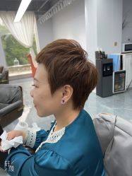 -茶发Salon·烫发染发理发