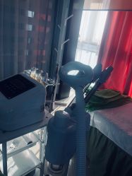 -荟草堂专业祛痘皮肤管理