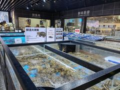 -胖东来生活广场(健康路店)
