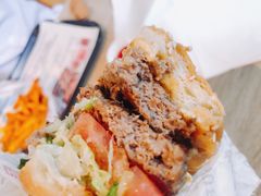 -The Habit Burger Grill 哈比特汉堡(复兴soho店)