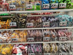 -赵一鸣零食(江苏南京福园街店)
