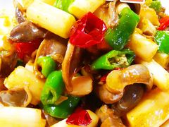 泡椒藕带炒鸡菌-小民大排档(马场角横路店)