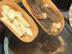 -芸山季·云南山珍菌火锅(人民广场来福士店)