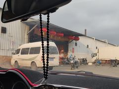 -上海龙吴水胜海发市场