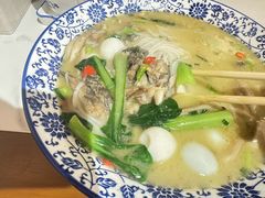 鲶鱼泡粉-邱芳粉店(迎宾大道旗舰店)