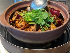 -胡须佬鸡煲四季火锅店(石厦西村直营店)