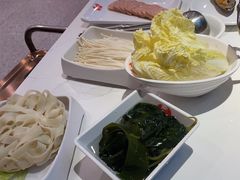 -七欣天香辣蟹火锅(闵行浦江欢乐颂店)