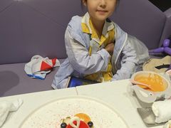 -水桶王国主题餐厅·聚会·生日派对·亲子活动·家庭套餐(亚龙湾希尔顿店)