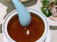 鸡头米桃胶百合羹-蝶园·装修中(BFC外滩金融中心店)