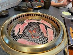 猪颈肉-铭牛烧肉·和牛海鲜自助(高新月牙湖店)