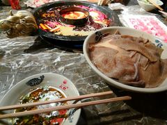 -渝大狮毛肚老火锅(遂宁万达店)
