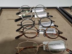 -目艮眼镜SHOWROOM(品牌集合店)