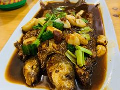 红烧鱼-黄牛肉馆·皖南土菜