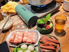 -顶上头•螺蛳粉火锅(德思勤复地星光店)