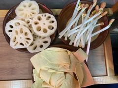 -老街·稳拈老火锅(海椒市店)