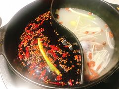 鸳鸯锅-钢管厂五区小郡肝串串香(南山店)