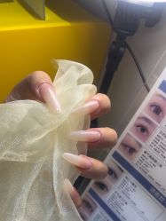 -小黑瓶美甲美睫