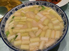 奶汤蒲菜-泉畔人家·老济南经典鲁菜(大明湖店)