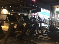 -VLines耀能运动24小时·月付制健身(京广桥店)