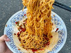 -李与白包子铺(桐梓林店)