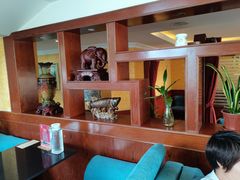 -OLD TREE老树咖啡·西餐厅(台山人工湖店)