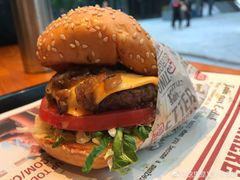 -The Habit Burger Grill 哈比特汉堡(复兴soho店)