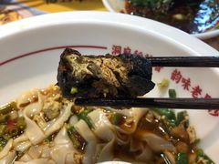 -呷佬·长沙手工米粉(金沙江路店)