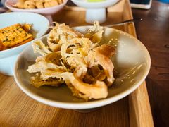 -青花餐厅(雅谷泉山庄酒店)