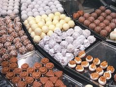 -Laderach 莱德拉(上海环贸iapm店)