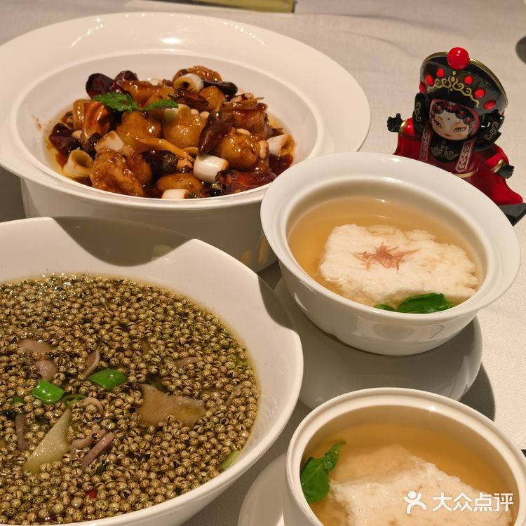 夏天就应该在这里,逛吃逛吃一天才对❗