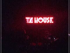 -TZ House音乐现场(茅台店)