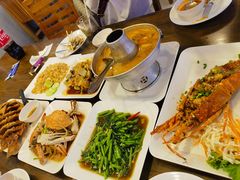 -两兄弟Song Pee Nong(2号店)