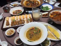 -香山湖家家宴(中山陵店)