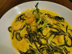 蟹黄酱佐虾仁墨鱼面-雕刻时光·无国界料理西餐厅(五山店)