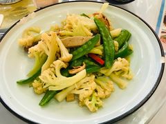 阳江小盆菜-先记烧鹅王·本地粤菜(福永店)