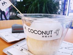 -M Stand(上海人民广场来福士店)