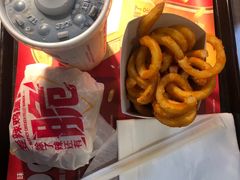 -麦当劳(乳山路店)