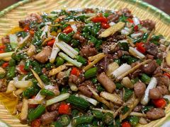 尖椒霸王兔-巴人汇三篇小龙虾江湖菜(李家沱店)
