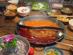 -萍姐火锅·公路夜市(武汉首店)