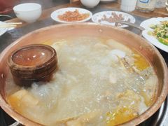 -朴小妹人参鸡汤火锅(长白山万达店)