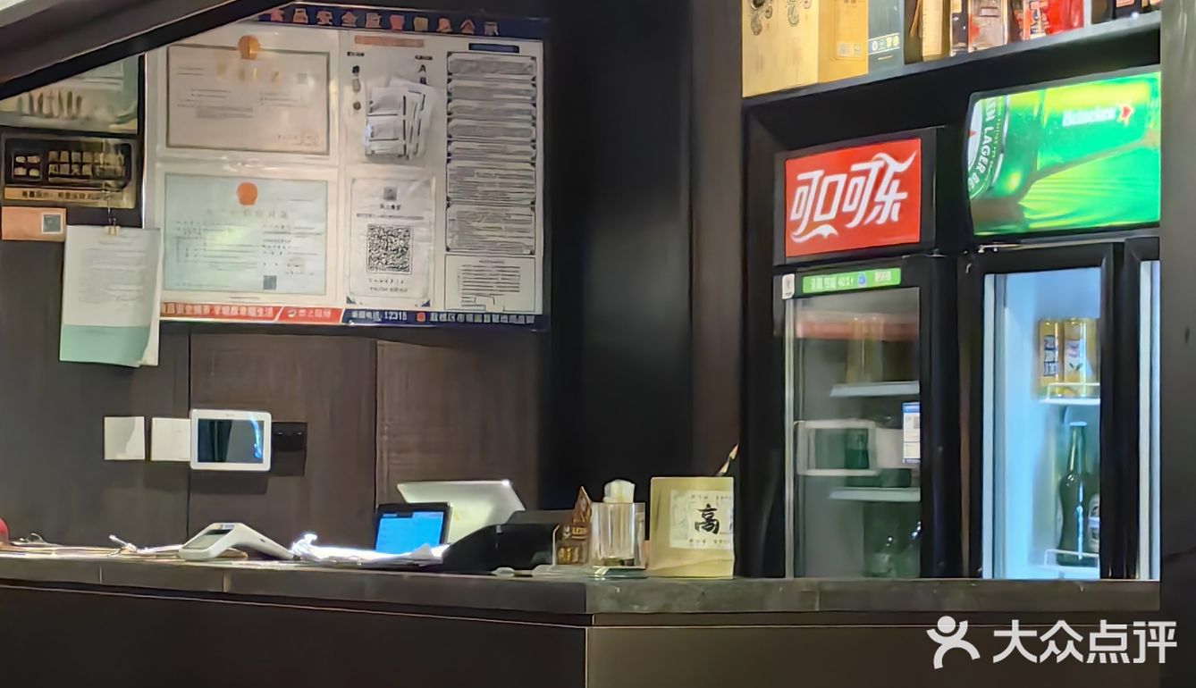 无论是日常用餐还是特别场合，这里都是一个不错的选择