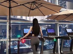 -黄金时代游泳健身云畔会所(绿地中心双子塔店)