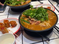 -肥汁米蘭香港米线(长宁来福士店)