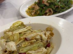 -江城燕子大排档(江汉路步行街店)