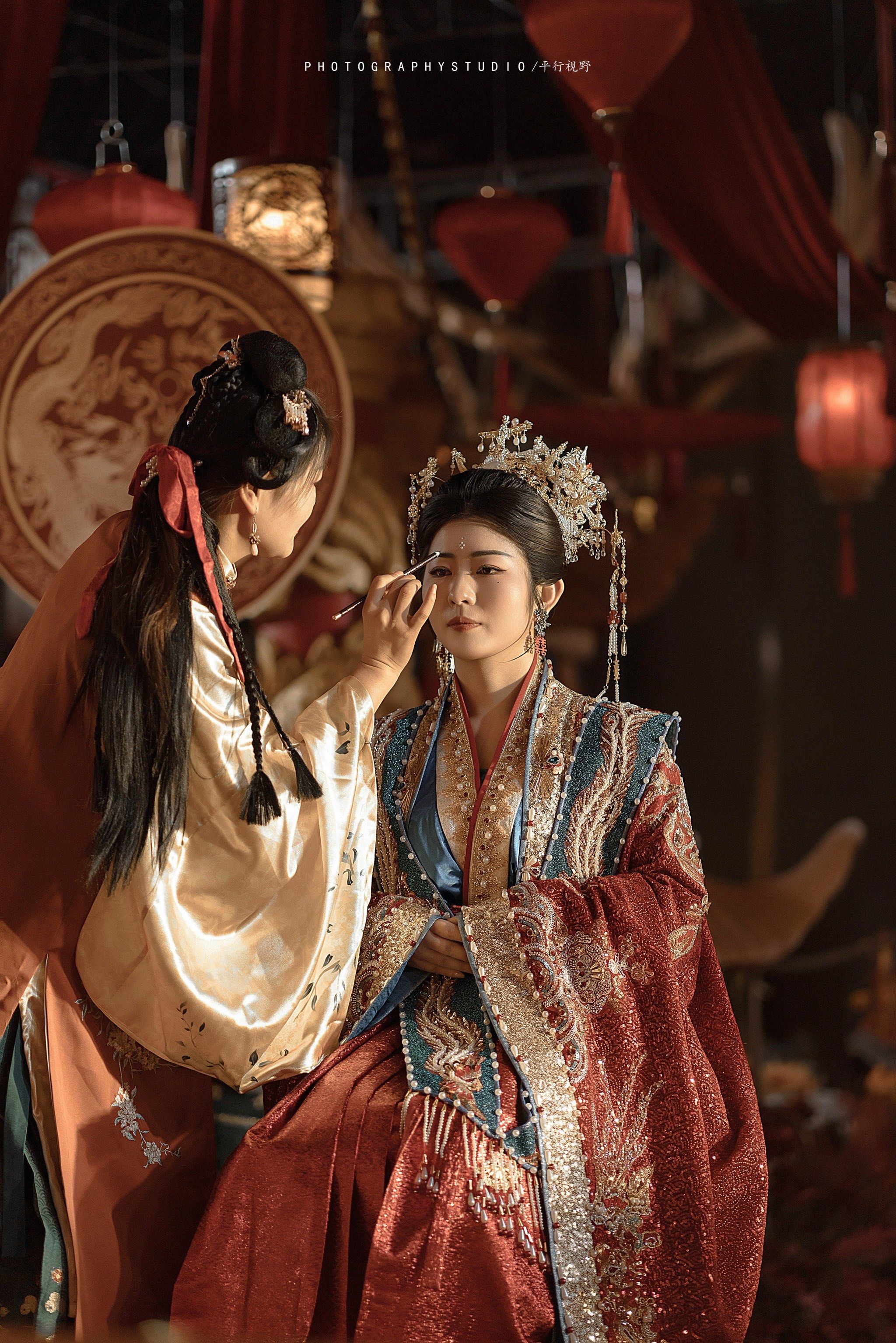 汉服婚礼 #汉服 #凤冠霞帔十里红妆 #中古风 #宿迁云端婚礼 #宿迁跟