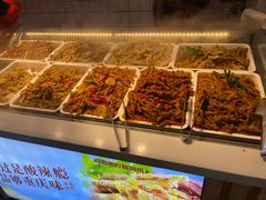 -八一路好吃街(雨田商务大厦店)