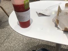 -奈雪的茶(湖滨银泰in77C区PRO店)