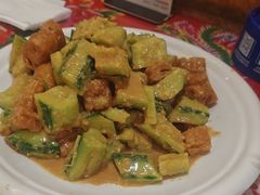 -闯关东东北农家菜(崂山石老人店)